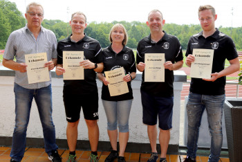 Ehrungsmatinee 2018 - bronzene TSV-Ehrennadel - Abteilung Handball