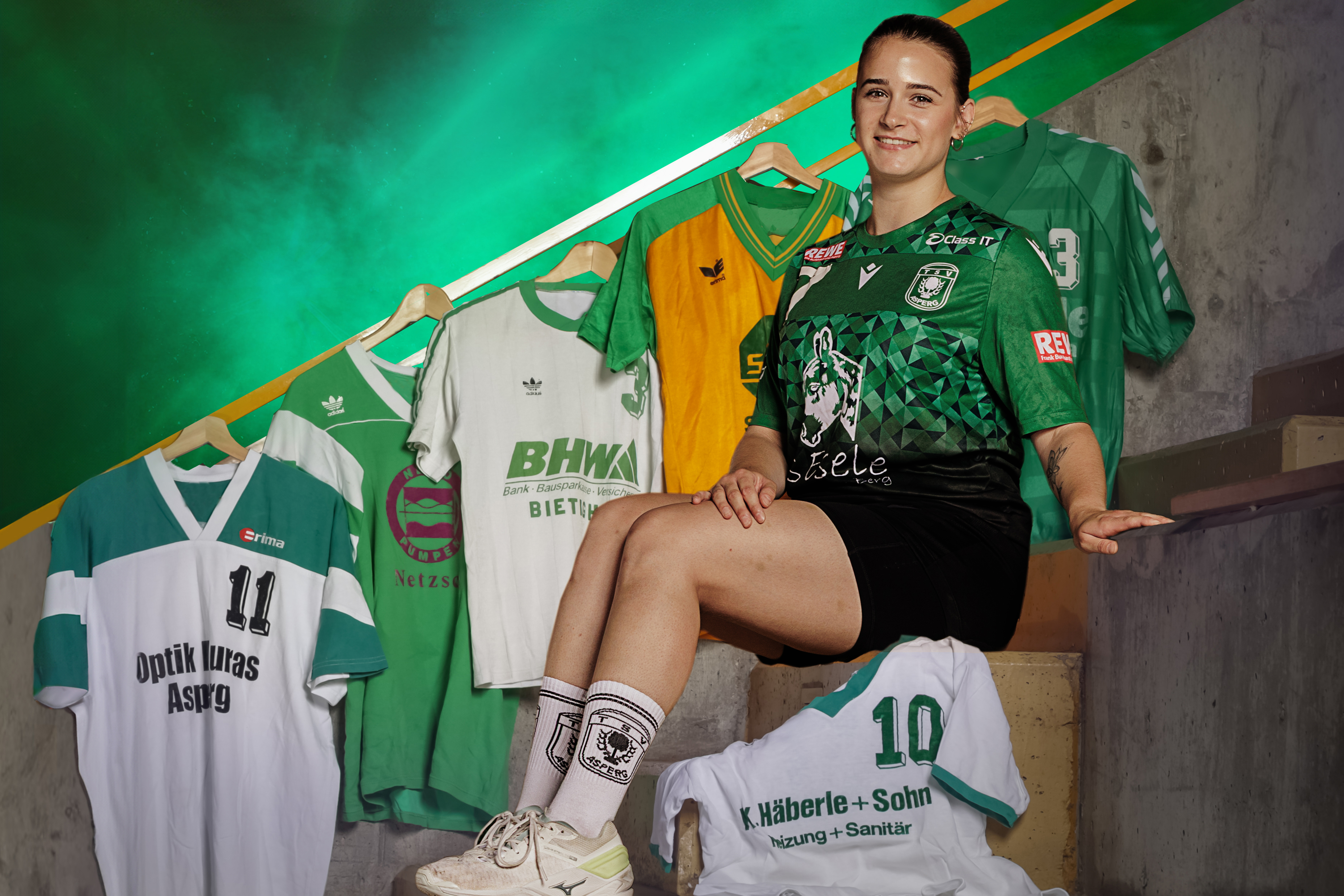 Frauen 1 - Yvette Leißa