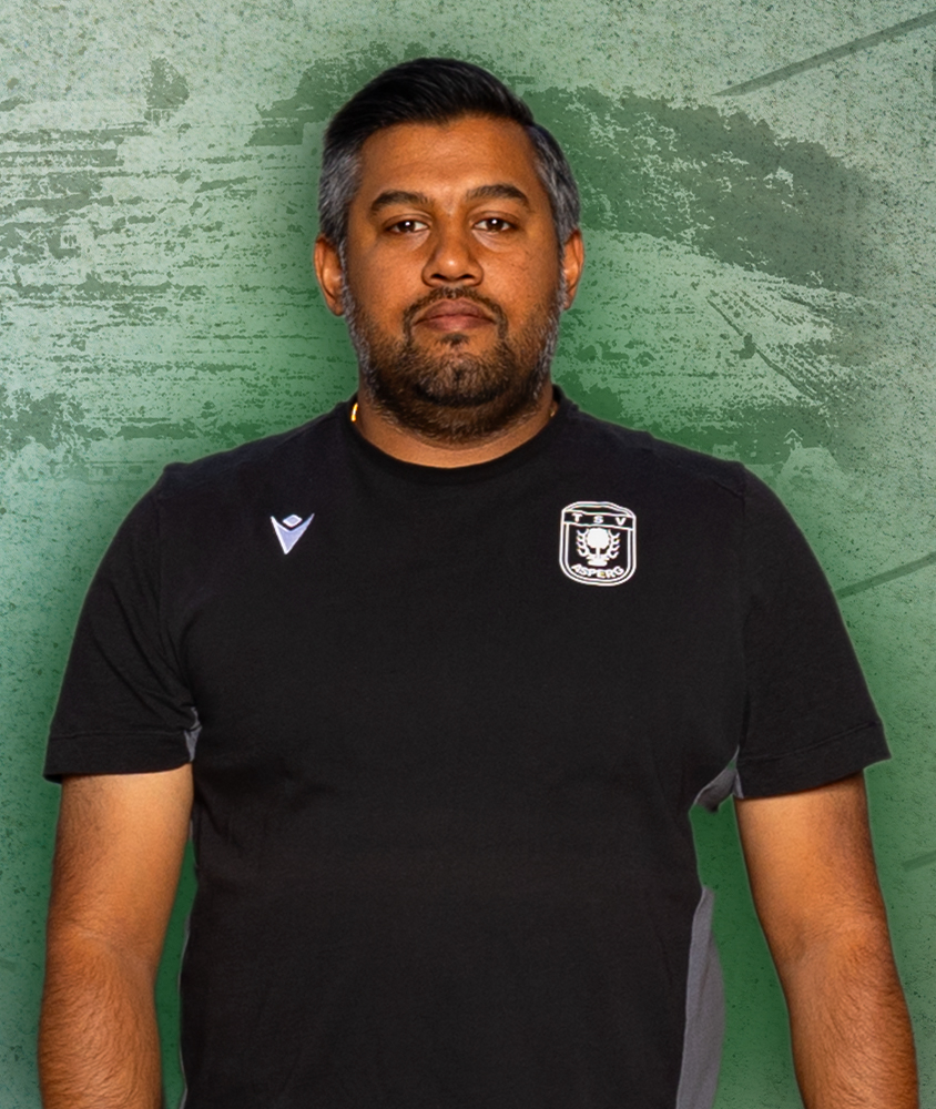 Der Trainer der gemischten E-Jugend Benjamin Kainikkara