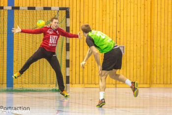 10.12.2016 TSF Ditzingen II - Männer I 25:21 | Vielen Dank an Mike Matysik für die Bilder! Mehr Bilder gibts auf www.facebook.com/Portraction 