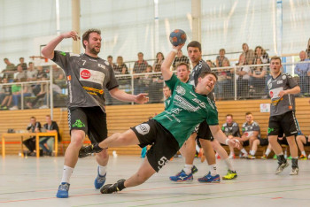 01.04.2017 HSG Sulzbach-Murrhardt - Männer I 34:25 | Vielen Dank an Mike Matysik für die Bilder! Mehr Bilder gibts auf www.facebook.com/Portraction 