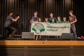 03.02.2024 Schnee-Ball 2024 | Vielen Dank an Mike Matysik für die Bilder (www.facebook.com/Portraction)!