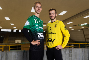 die Jugend wurde mit einheitlichen Trikots ausgestattet